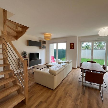 Maison T4 Cosy + Jardin Leyment Buitenkant foto