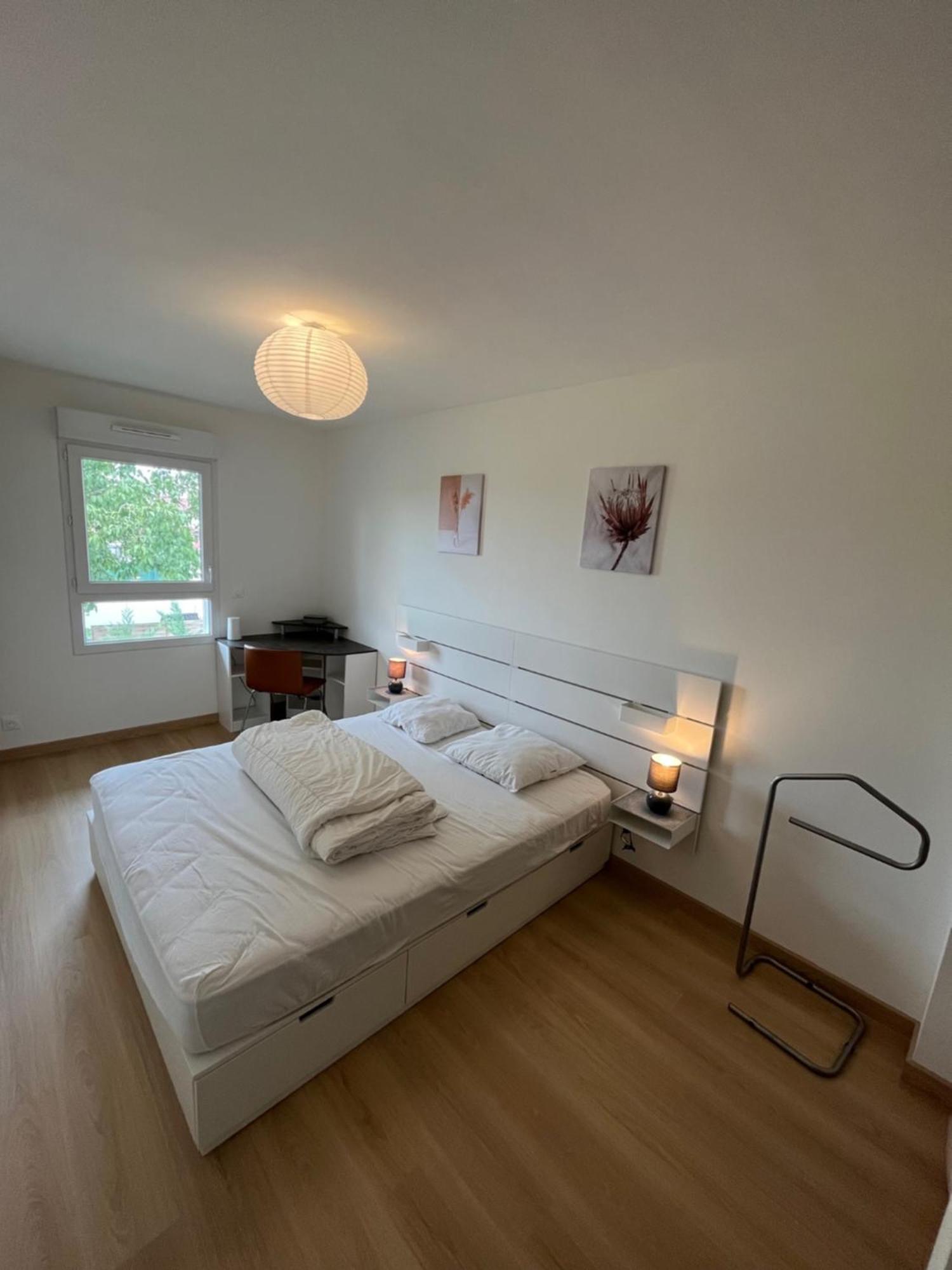 Maison T4 Cosy + Jardin Leyment Buitenkant foto